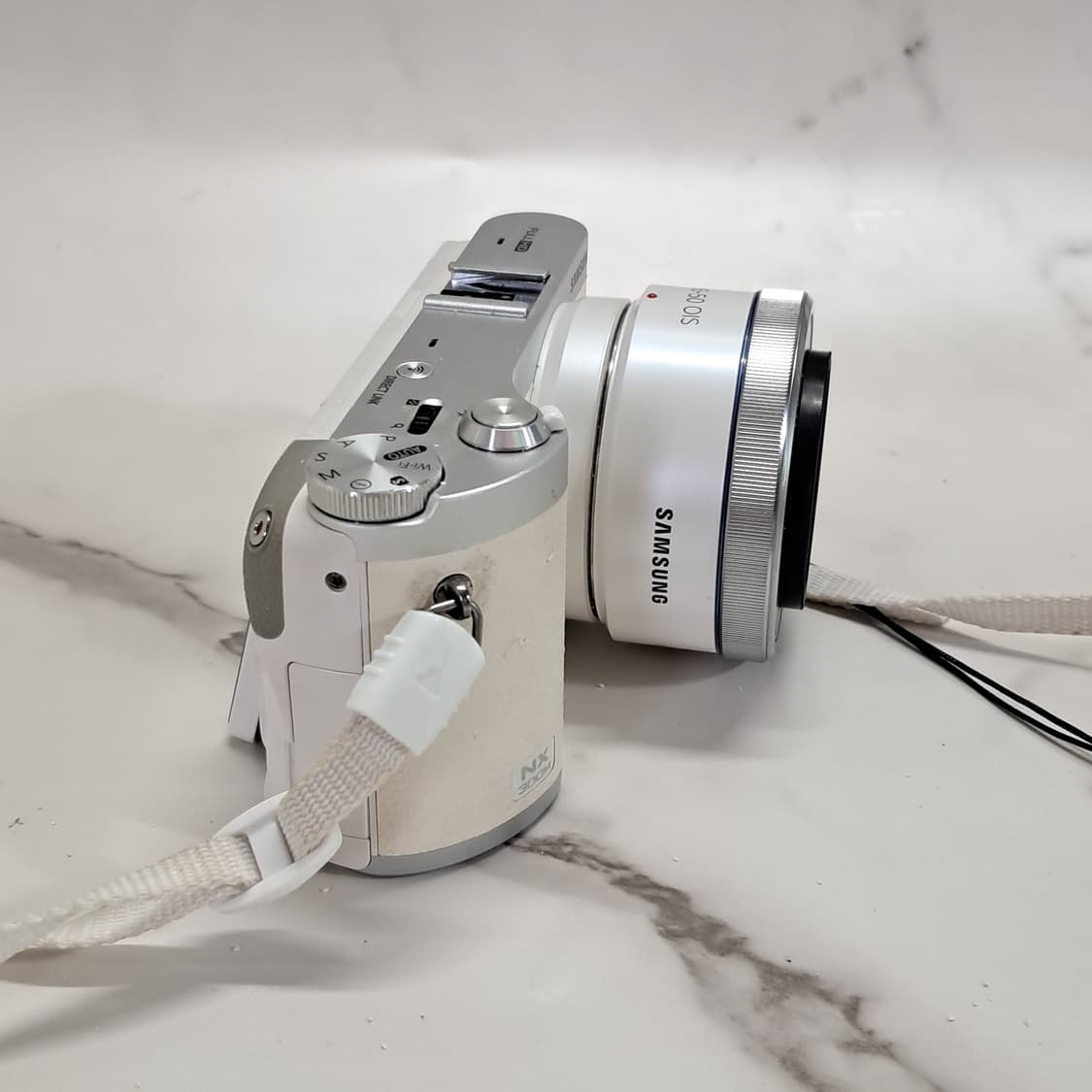 셀카가능) 삼성 미러리스 NX300M 화이트! 디지털 카메라 상품이미지3