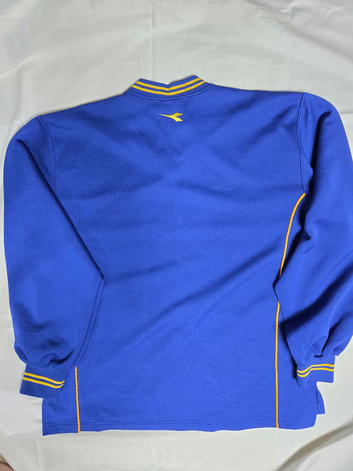 디아도라 브이넥 오버핏 맨투맨 상품이미지2