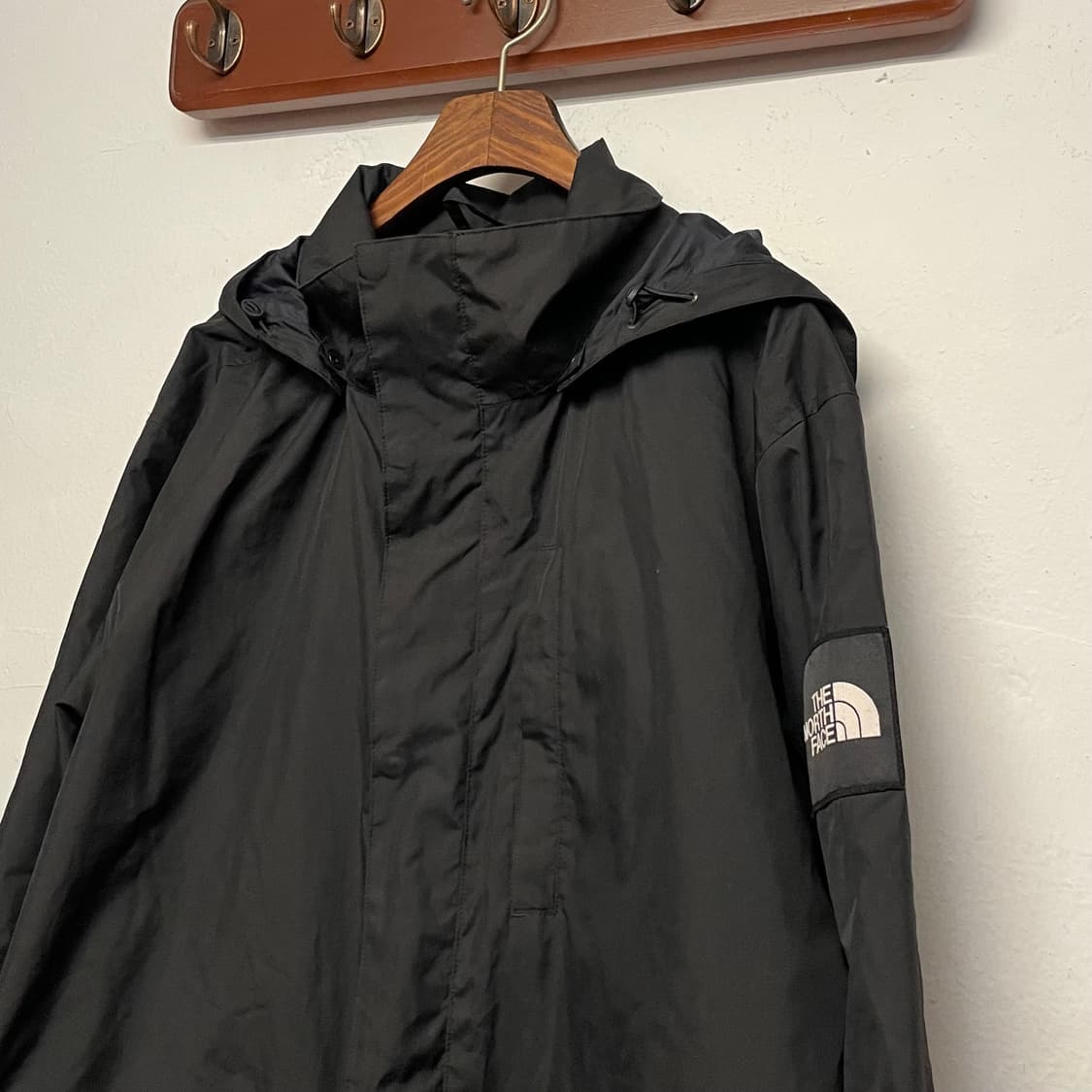 노스페이스 캄파나 블랙 바람막이 자켓   상품이미지2