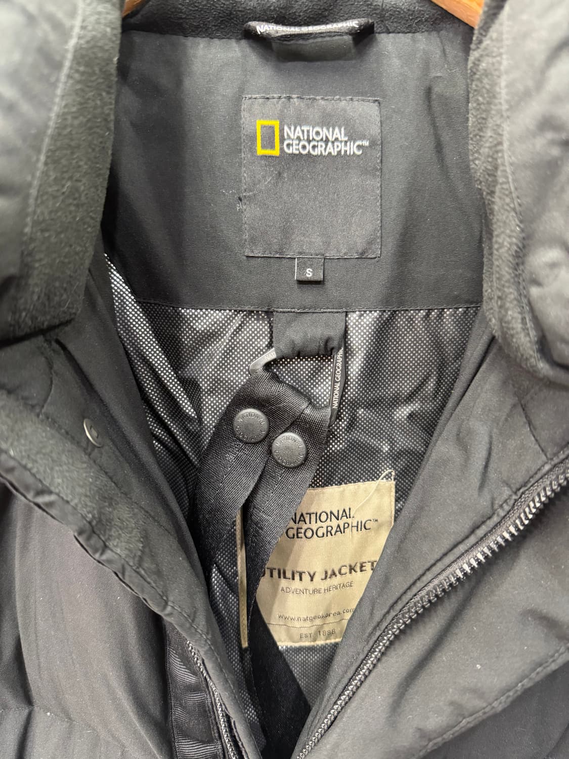 정품) 내셔널지오그래픽 블랙 롱패딩 S 상품이미지7