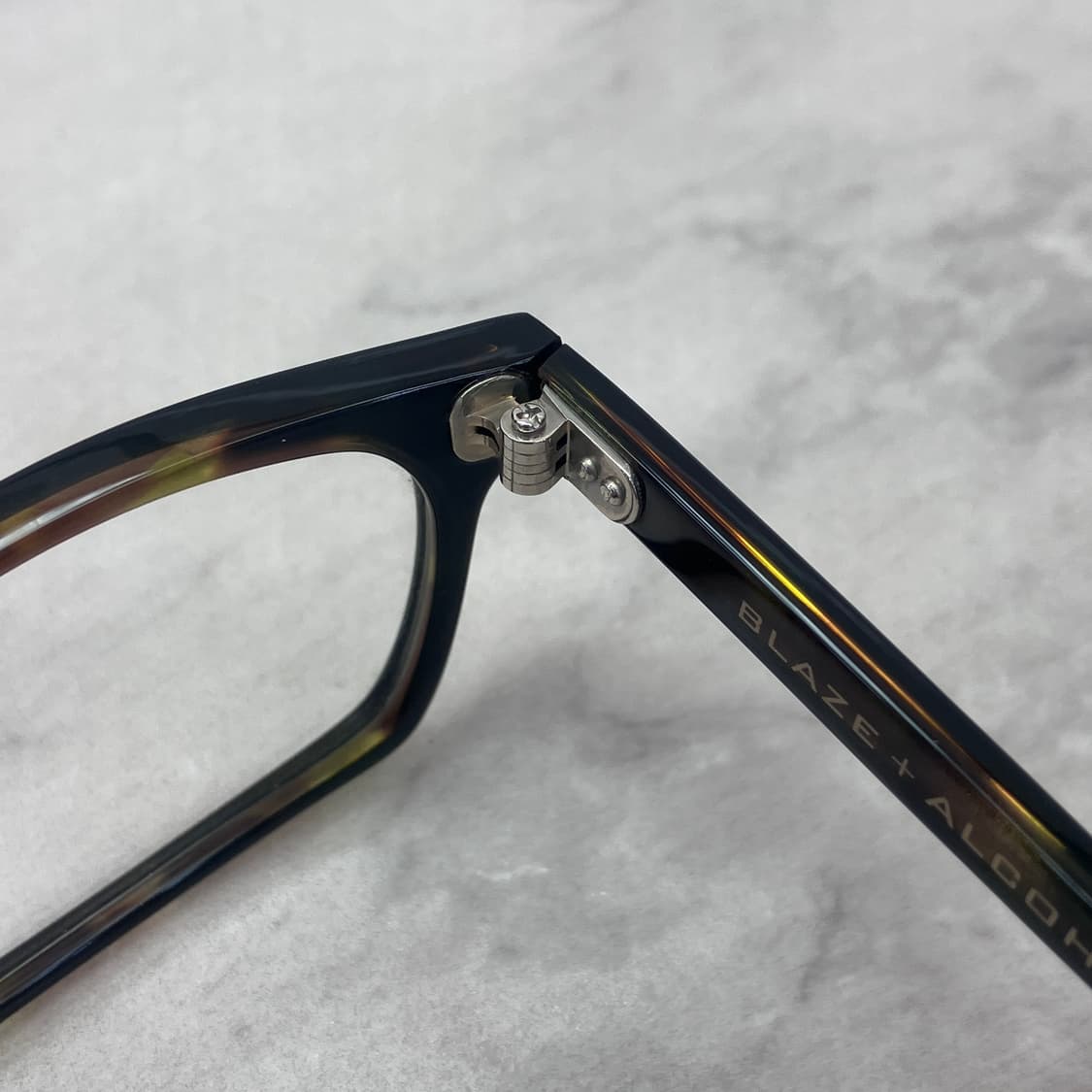 C99 블레이즈알콜 BLAZE+ALCOHOL 블랙 패턴 웰링턴 뿔테 안경 상품이미지3