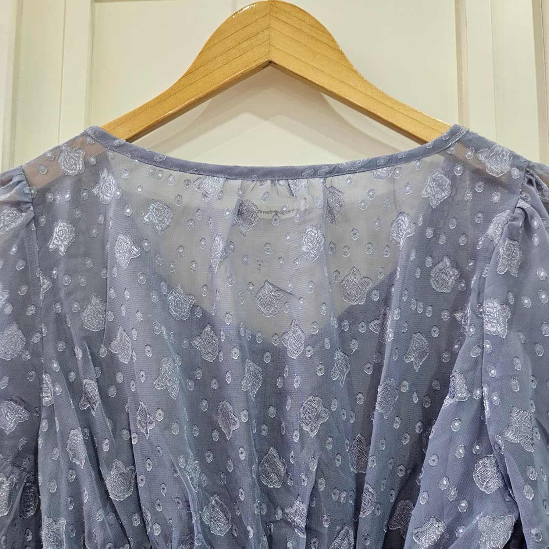 axes femme 프릴 블라우스 상품이미지8