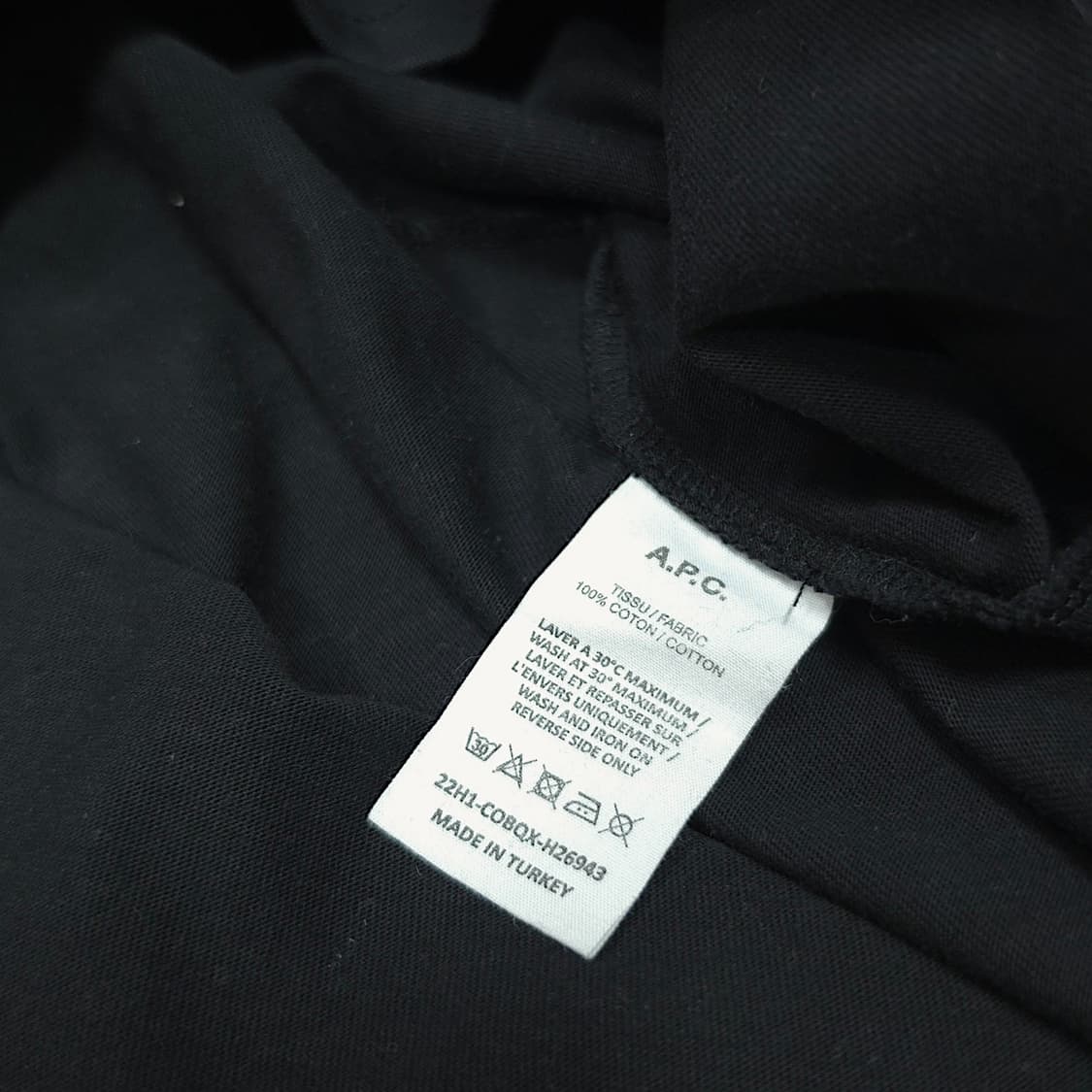 [XL] 아페쎄(A.P.C) 블랙 V.P.C 벨벳 플록 로고 반팔티셔츠 상품이미지8