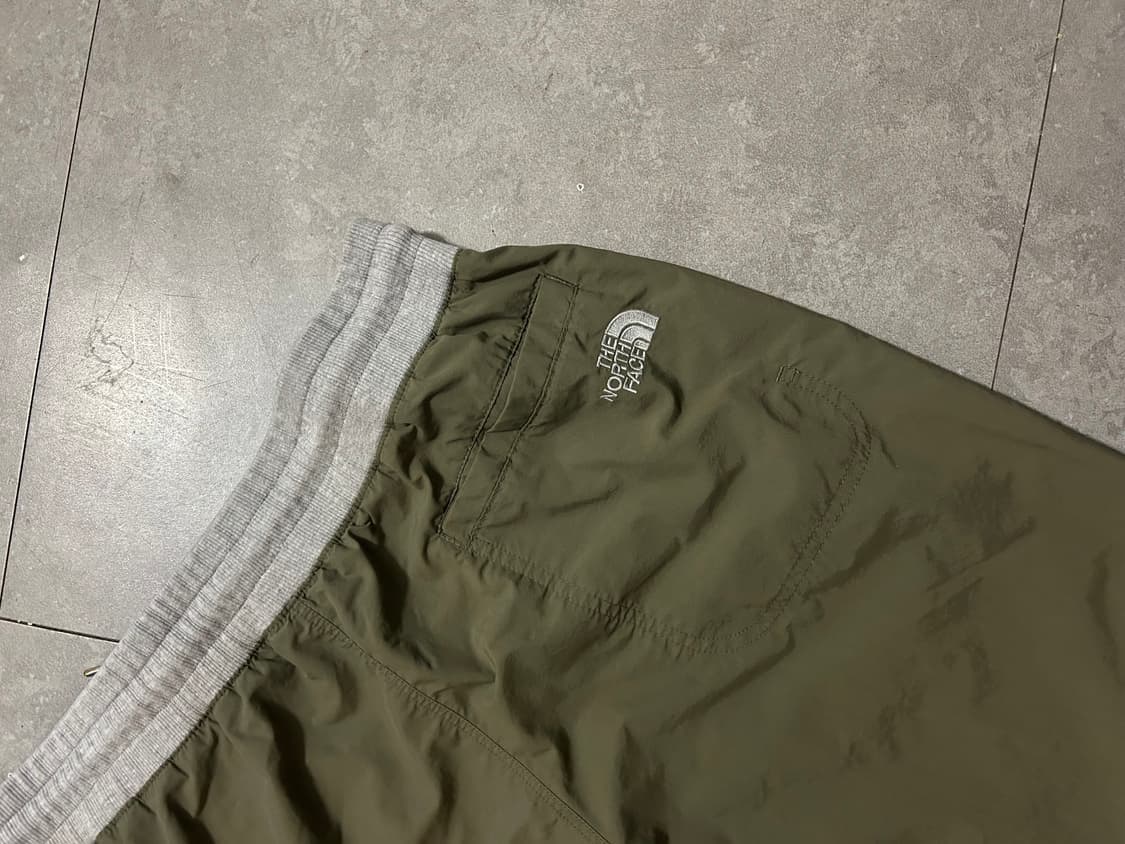 노스페이스 카키컬러 빈티지  나일론 하프팬츠 34인치  상품이미지7