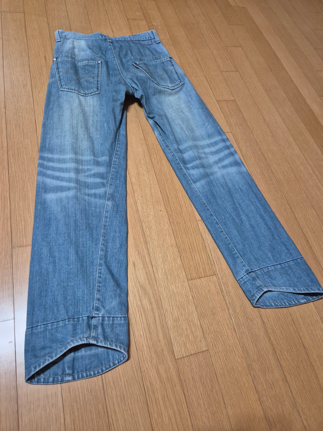 여성 리바이스 엔지니어드진 블루 데님 바지 상품이미지8