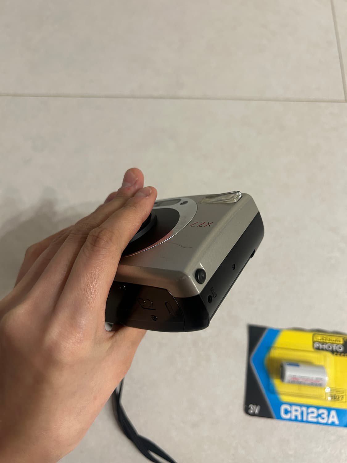 라이카 Z2X 실버 필름 카메라 (배터리,필름제공) 상품이미지3