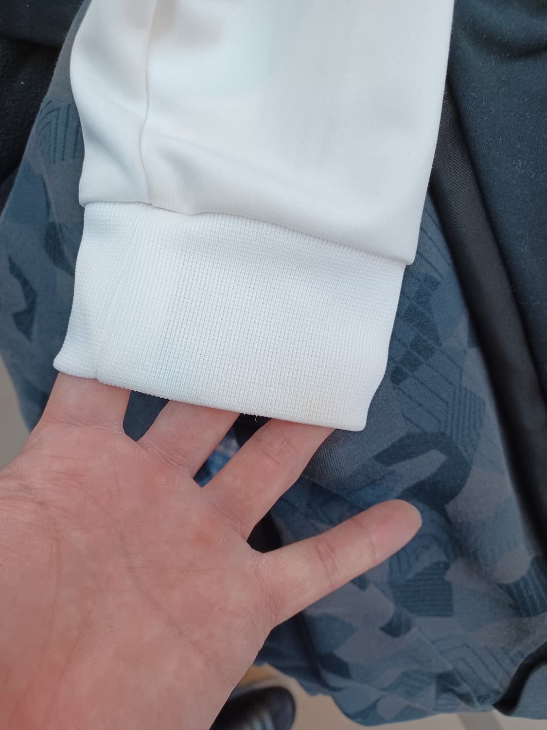 아디다스 트랙탑 져지 흰검 L 상품이미지6