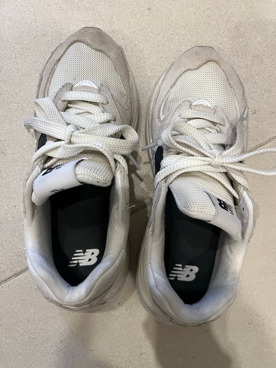 뉴발란스 운동화 상품이미지1