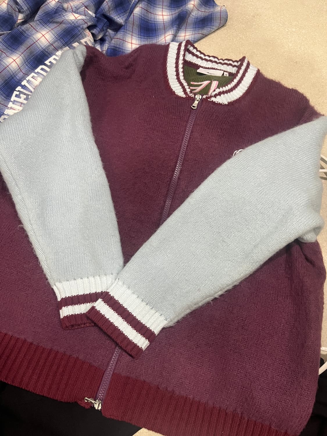 엑스톤즈 I LOVE PUPY 모헤오 니트 집업 M 상품이미지6