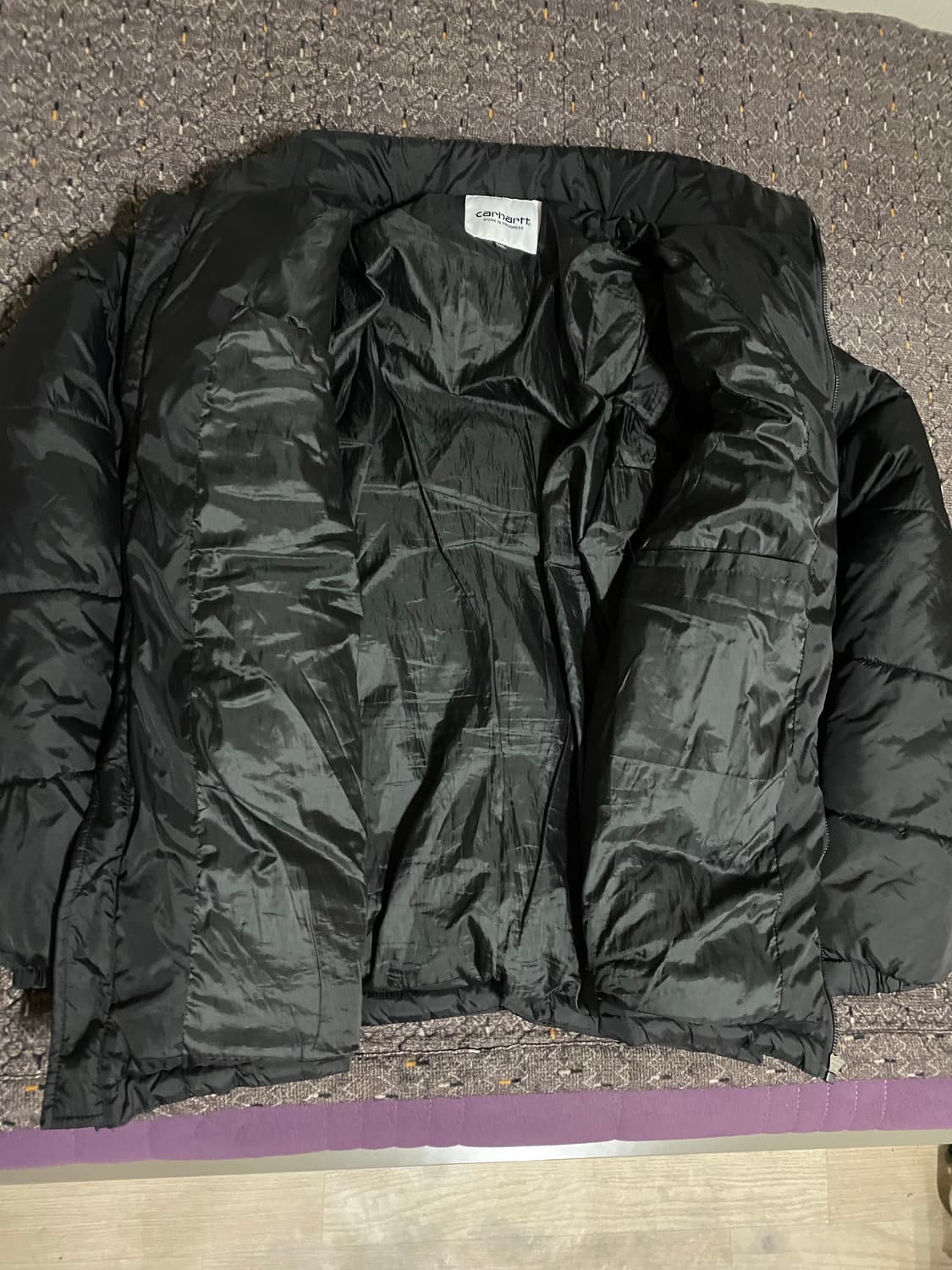 칼하트 패딩 점퍼 블랙 상품이미지3