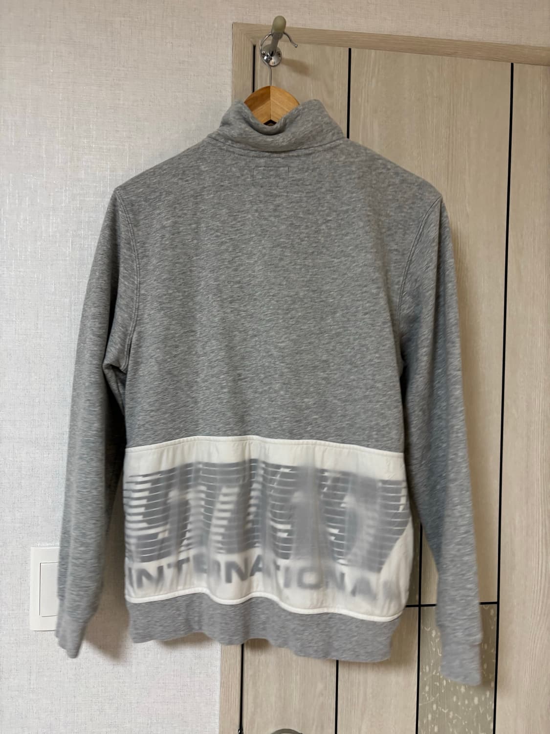 스투시 하프집업 상품이미지2