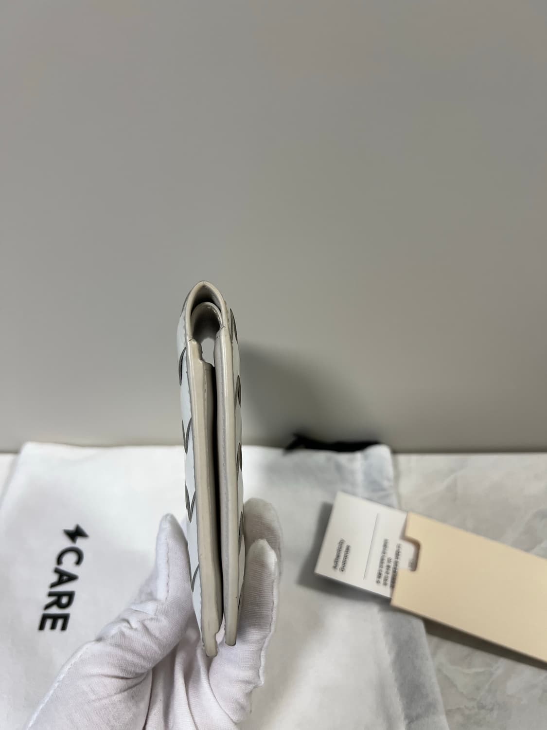 보테가베네타 인트레치아토 반지갑 상품이미지6