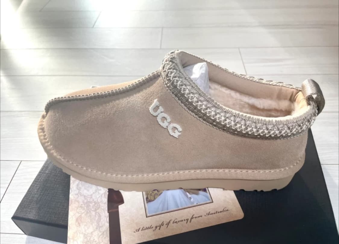 UGG 어그 시드니 엠보 로고 슬리퍼 260 새상품 상품이미지2