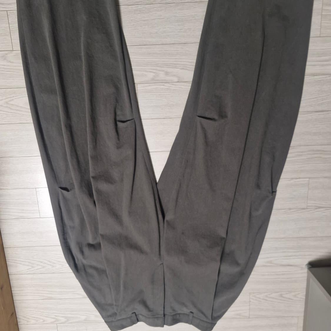 커브드 코튼 팬츠 판매합니다. 상품이미지3