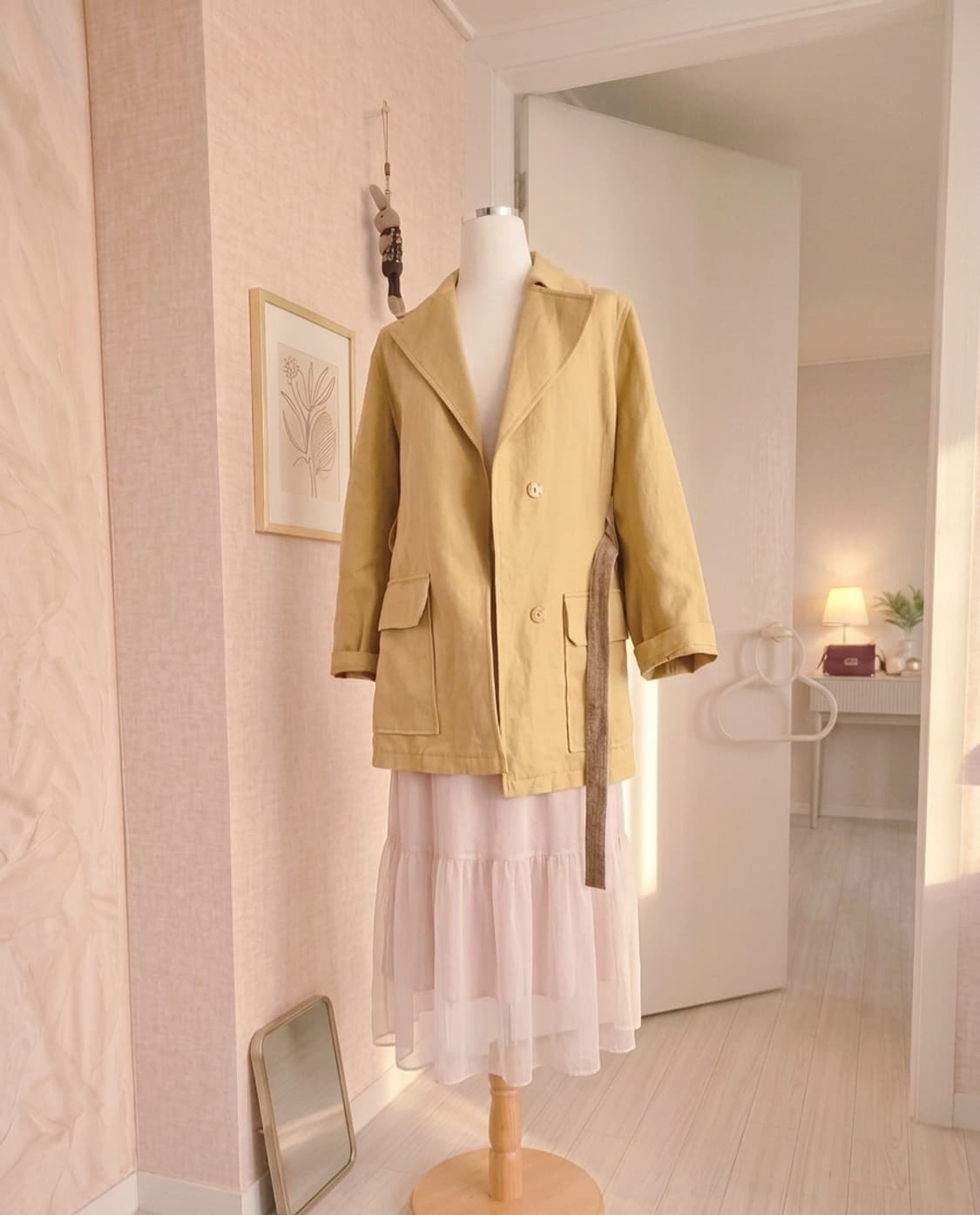 [빈폴] 산뜻한 옐로우 린넨 혼방 하프 트렌치코트 (90사이즈) 상품이미지1