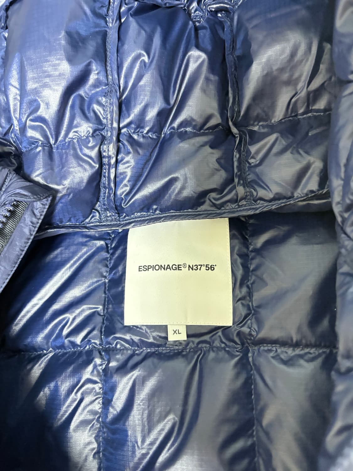 에스피오나지 덕다운 경량패딩 XL 사이즈 팝니다 상품이미지3