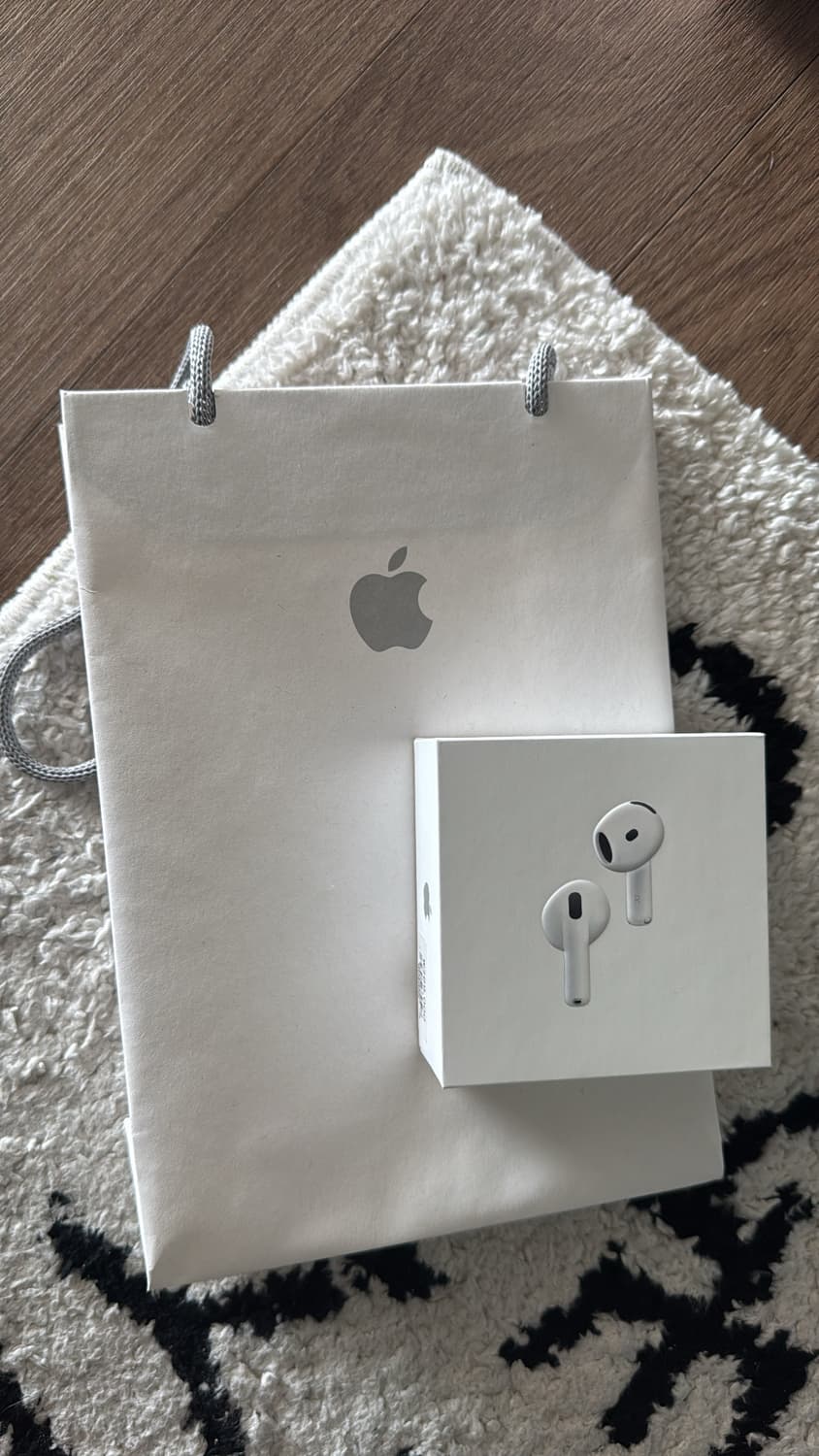 (미개봉) 에어팟4 노캔  상품이미지1