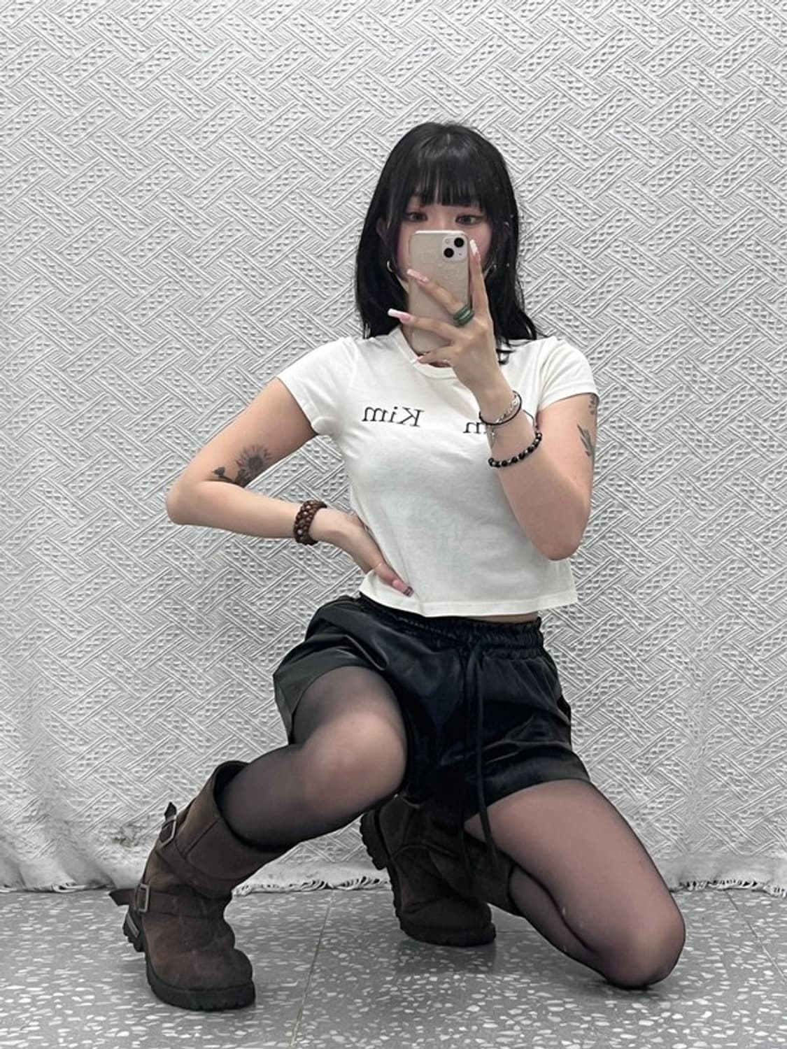 마뗑킴 빈티지 캐주얼 레터링로고 크롭 슬림핏 반팔티 F C12199 상품이미지2