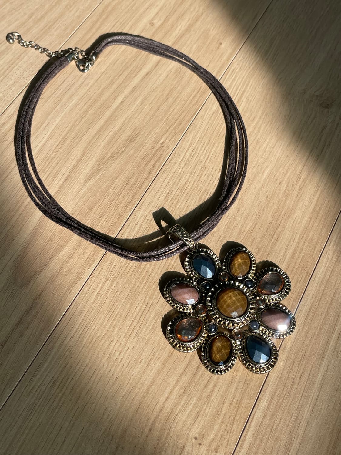 Vintage antique flower brown necklace  상품이미지1