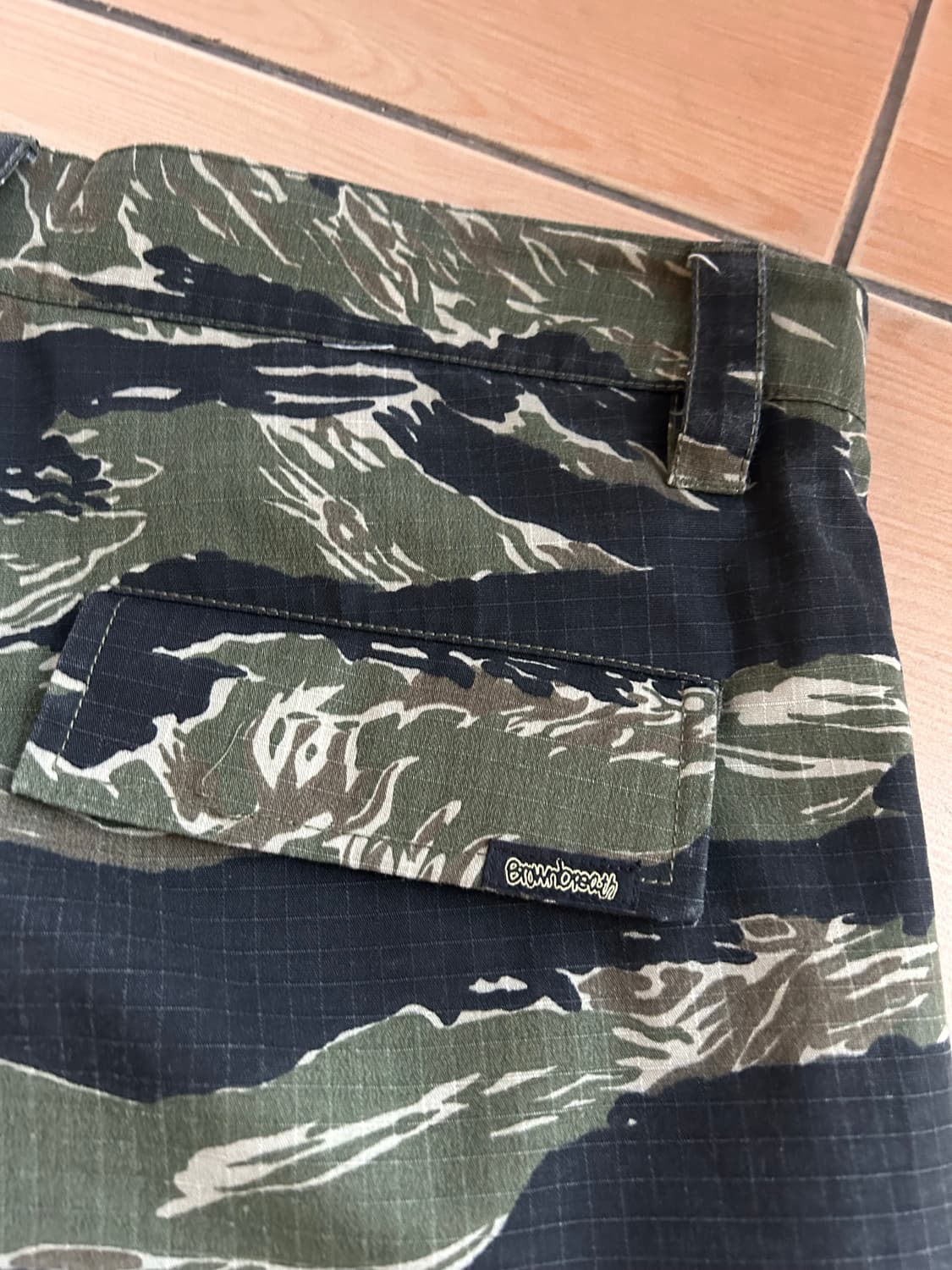 브라운브레스 타이거카모 와이드팬츠 상품이미지5