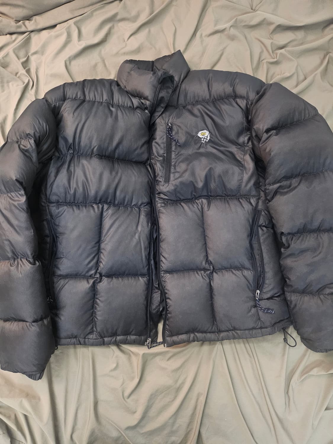 마운틴하드웨어 팬텀 블랙패딩 XL105 상품이미지1