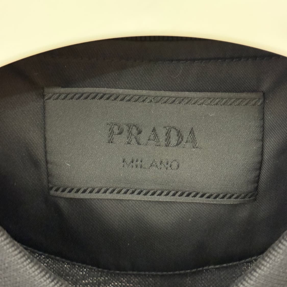 [리오브전포점] 프라다 피케 폴로 긴팔 티셔츠 상품이미지4