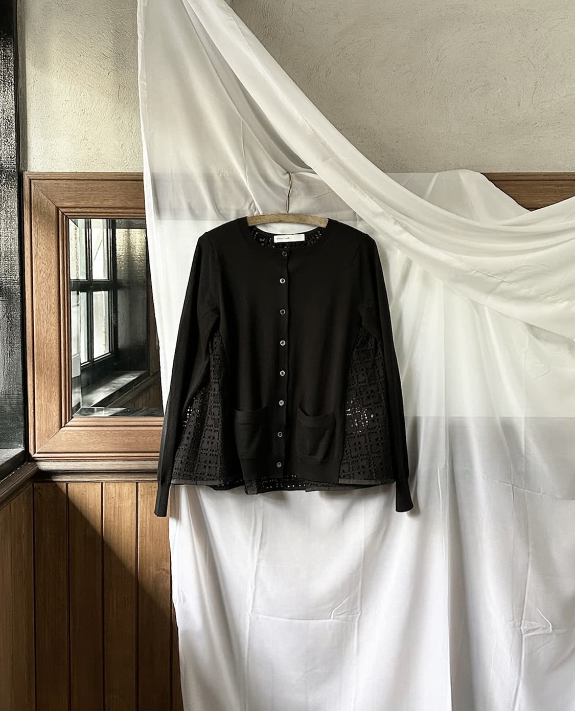 SACAI LUCK hole lace cardigan 상품이미지6