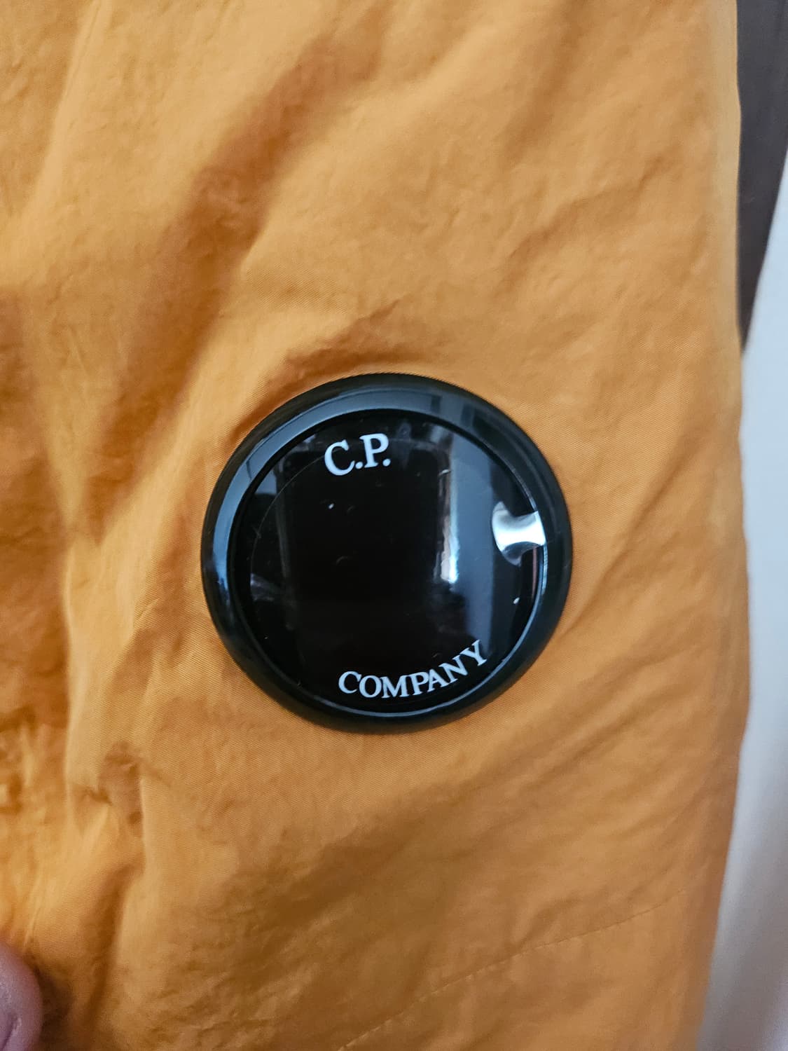 cp컴퍼니 이동휘 오렌지 패딩 105 상품이미지4