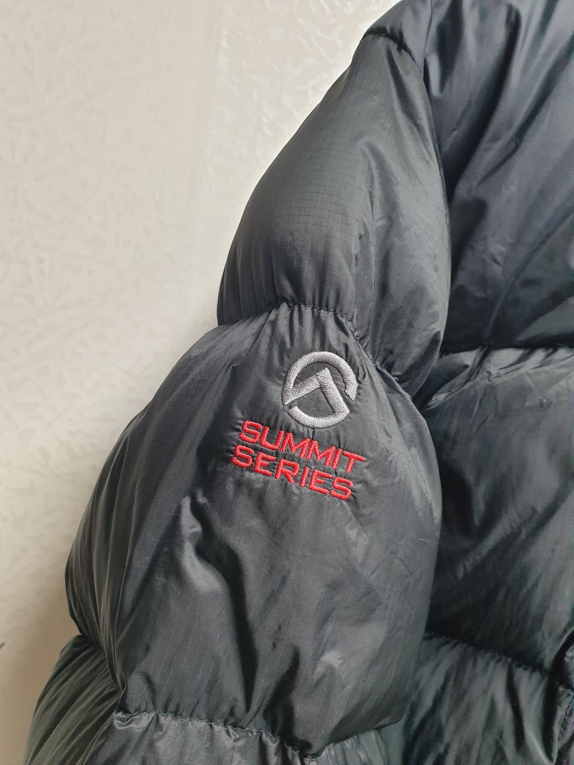 [m/95] 노스페이스 구스패딩800 블랙 상품이미지4