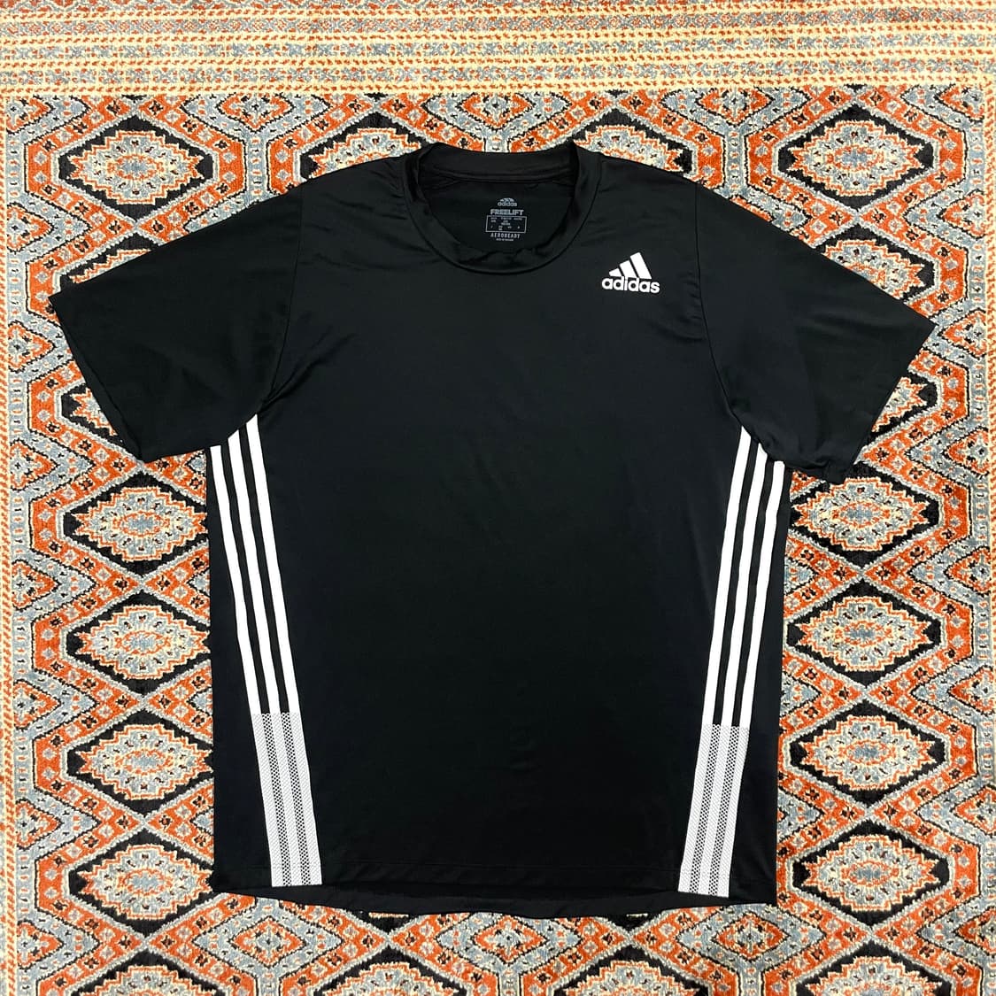 아디다스 adidas 블랙 어깨 삼각로고 반팔져지 남성XL 상품이미지1
