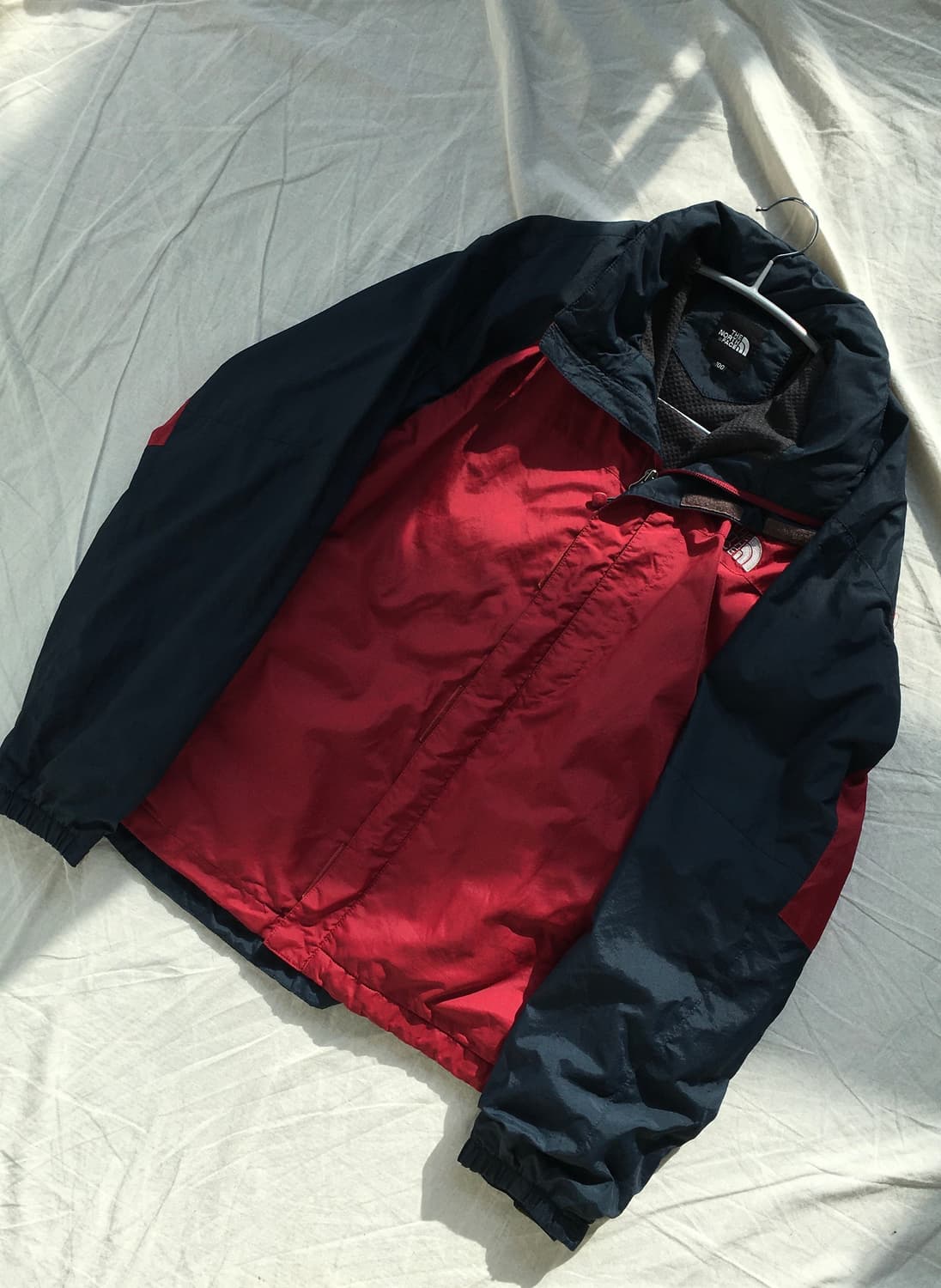 노스페이스 배색 바람막이 상품이미지3