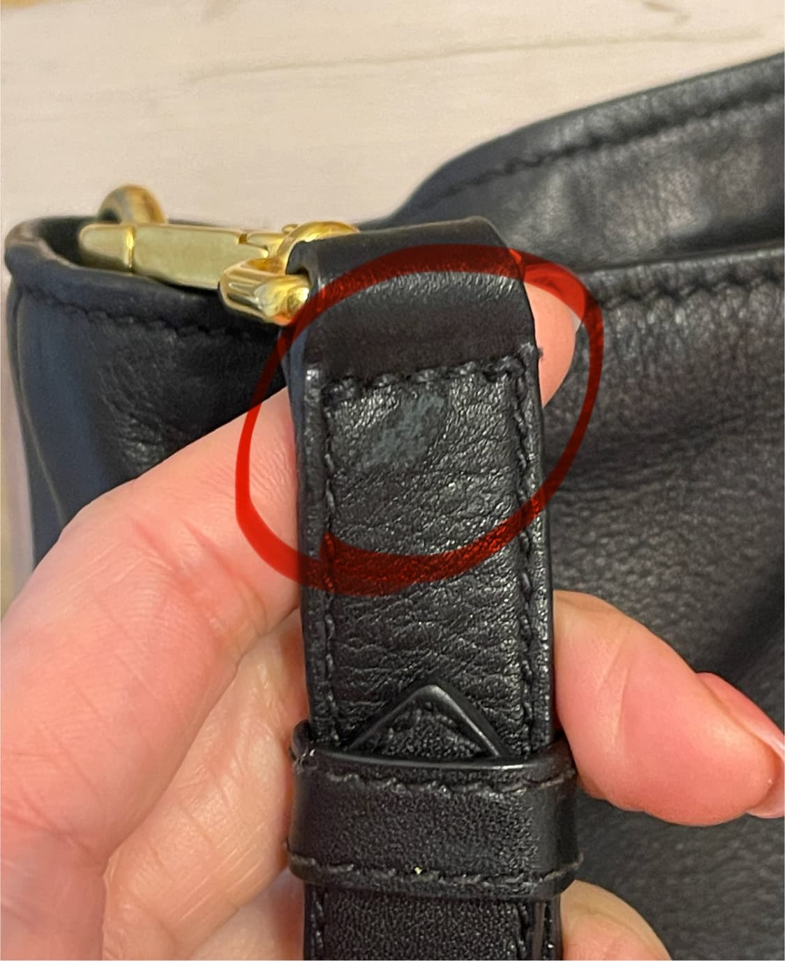 프라다 Prada BN1713 블랙 소프트 카프 금장 로고 투웨이 백 상품이미지9