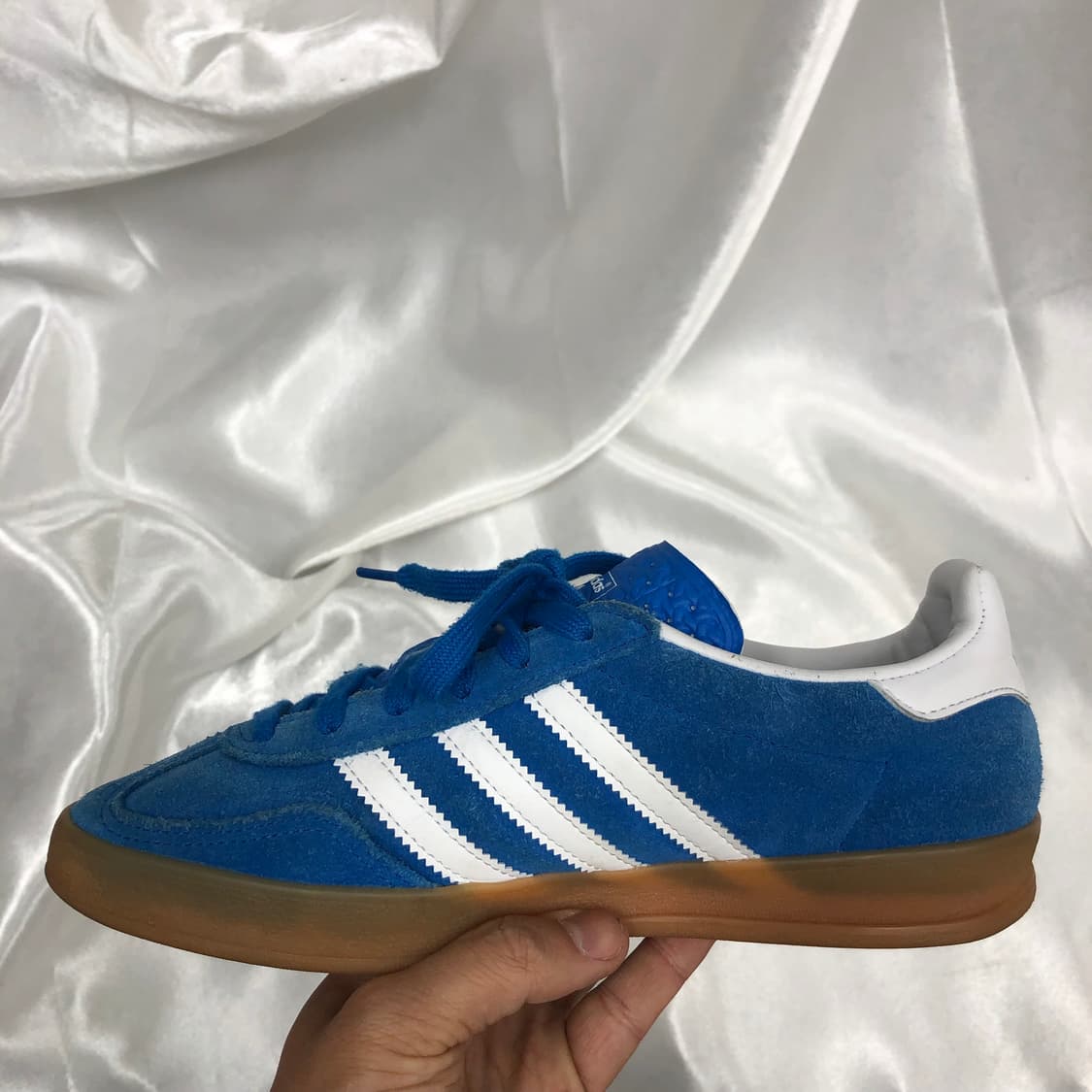 아디다스 가젤 스니커즈 사이즈240  상품이미지3