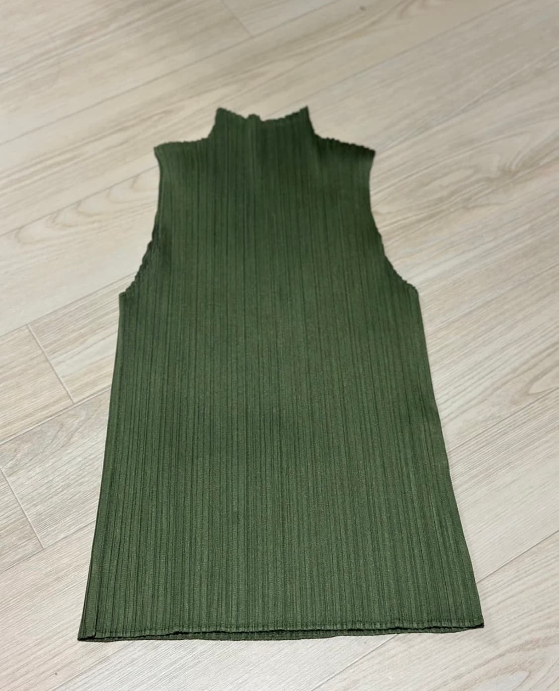 플리츠플리즈 나시탑 상품이미지2