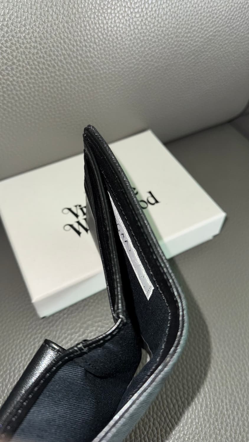 비비안 웨스트우드 코인 포켓 더비 빌 폴드 지갑 블랙 팝니당 상품이미지3