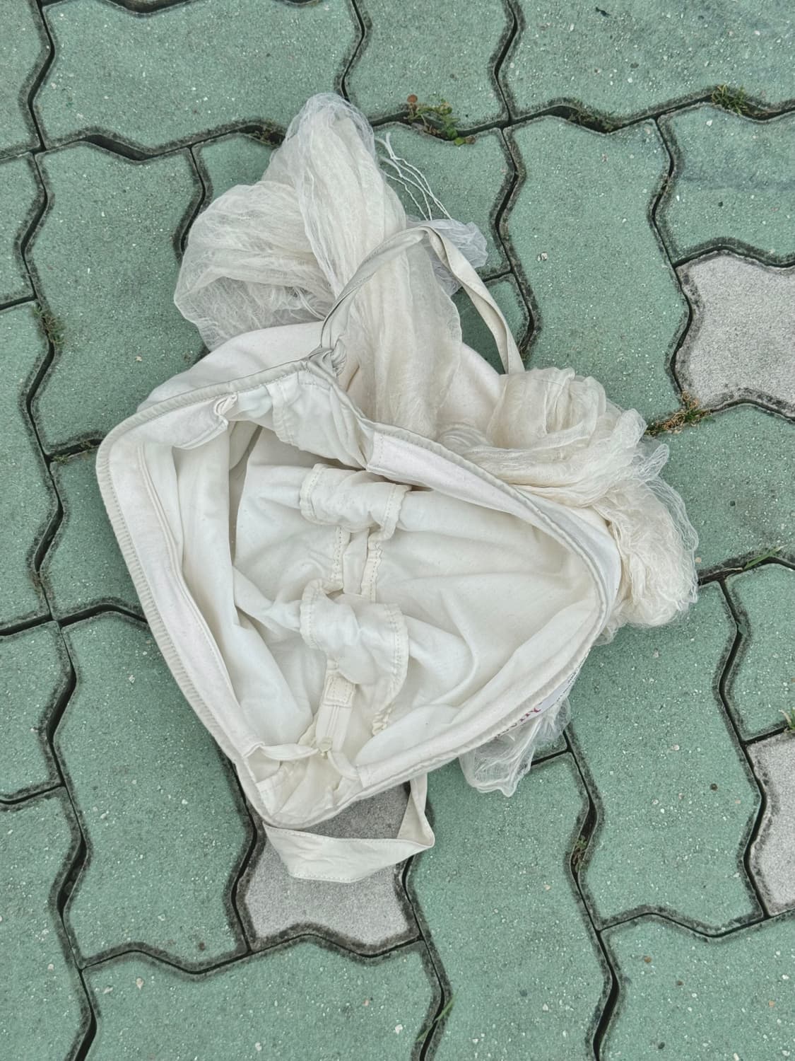 더 뮤지엄 비지터 스카프 백 상품이미지8