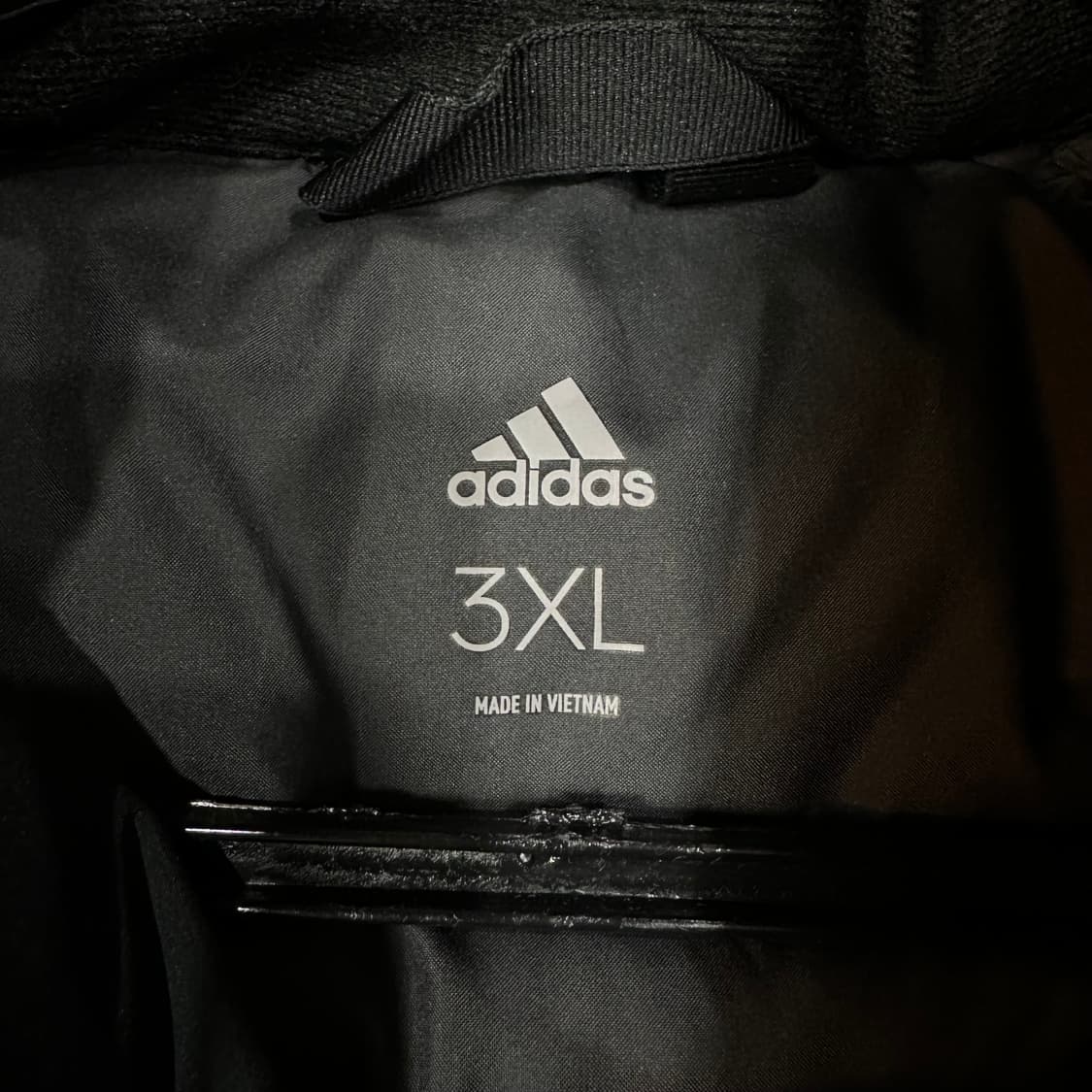 아디다스 블랙 패딩 상품이미지3