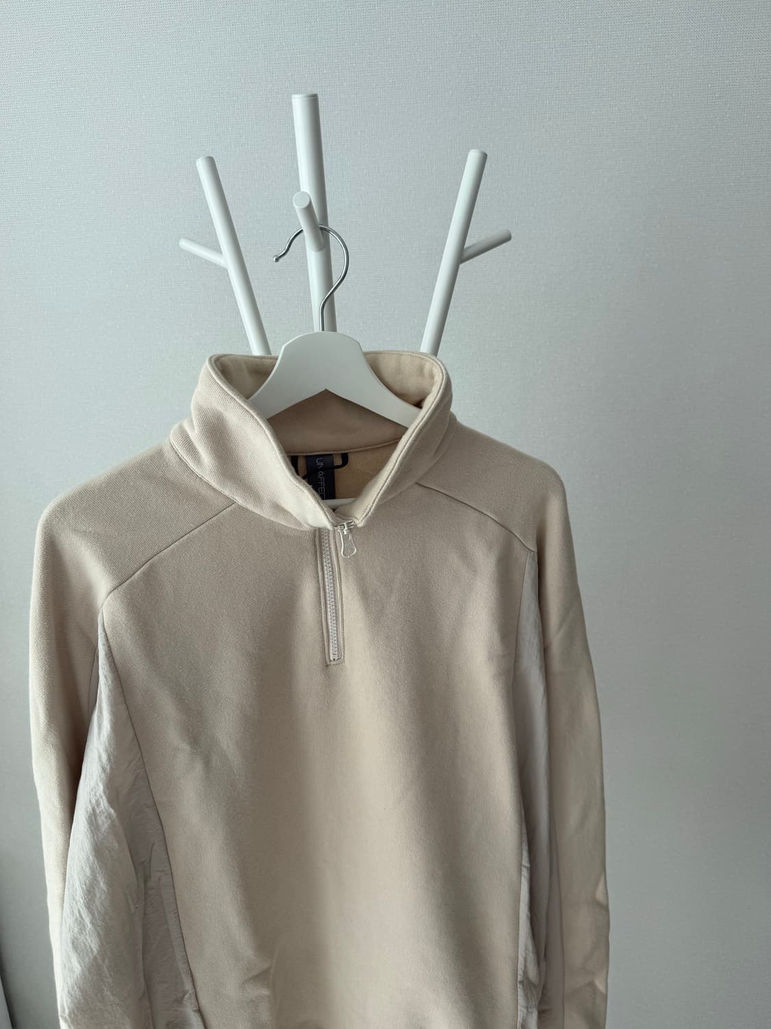 언어펙티드 하프집업 스웻셔츠 (M) 상품이미지1