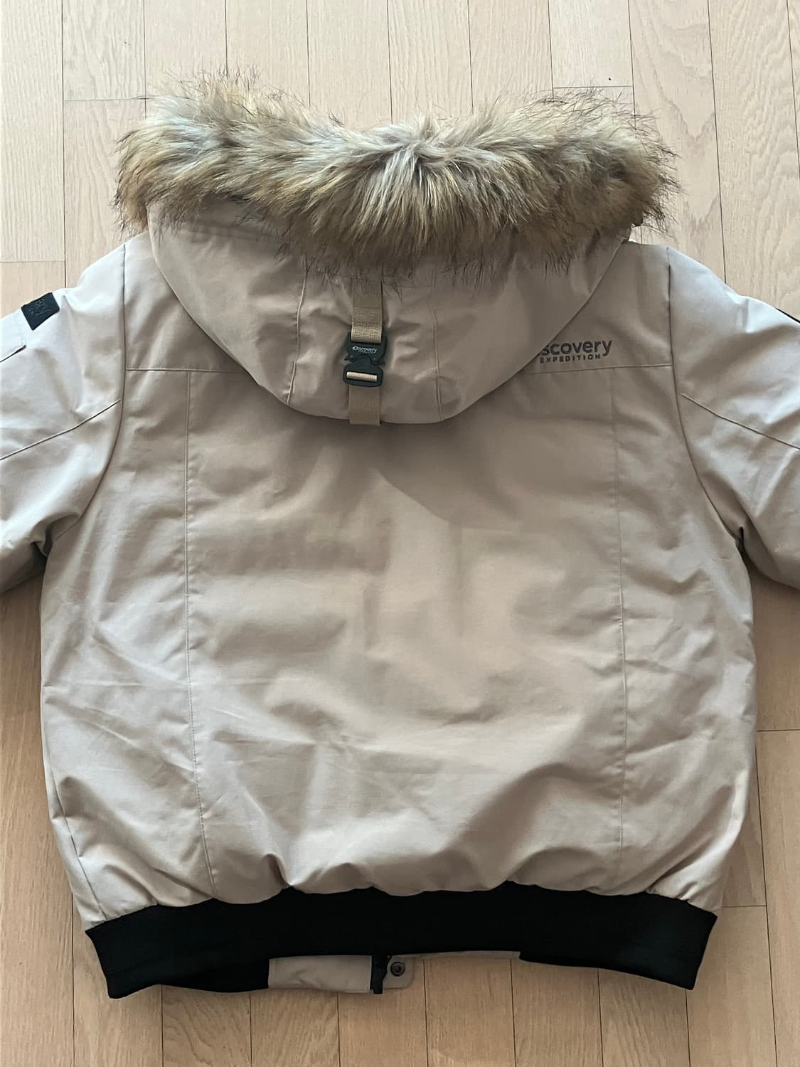 디스커버리 숏패딩 상품이미지4