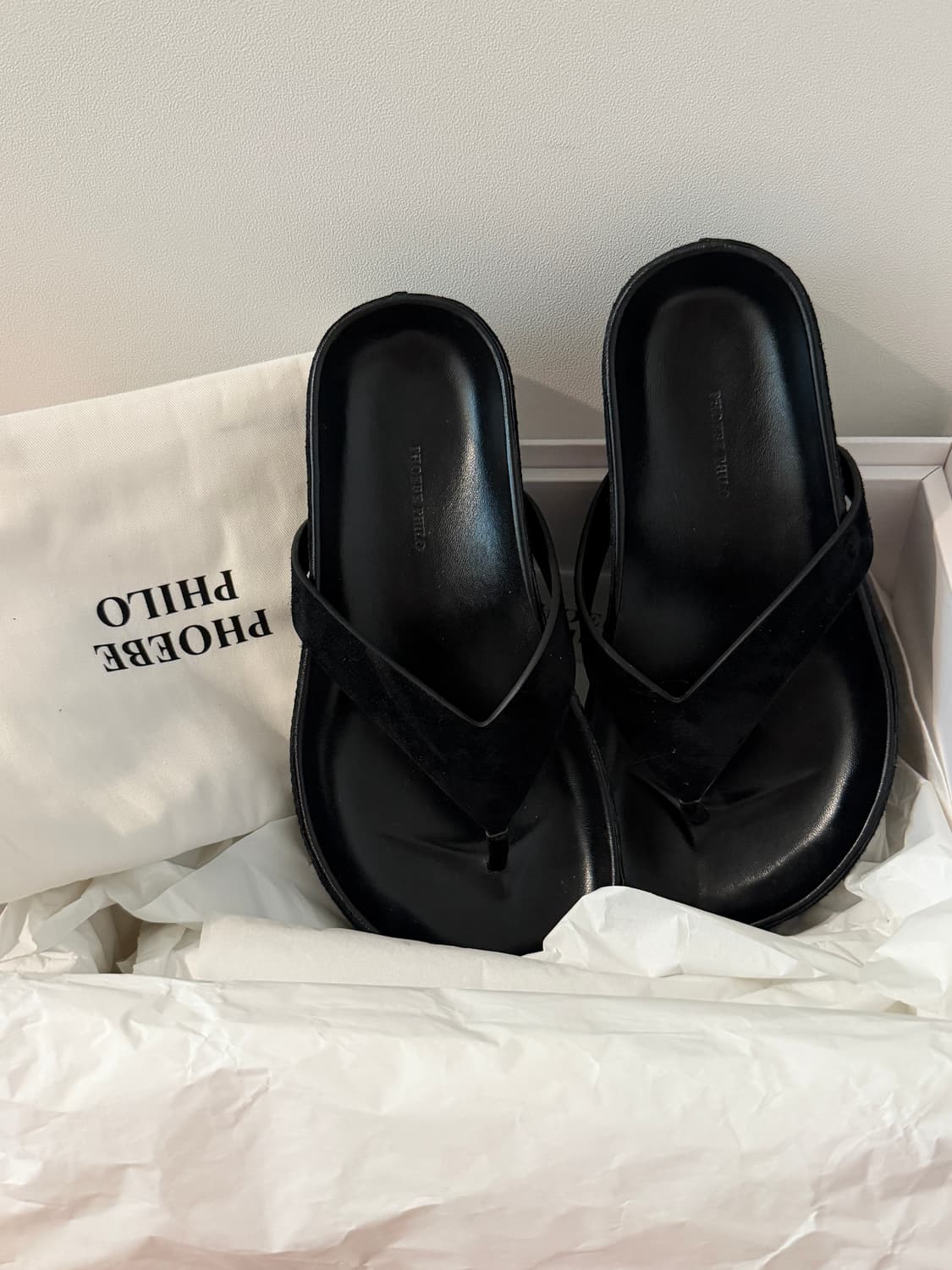 피비파일로 블랙 스웨이드 플리플랍 상품이미지1