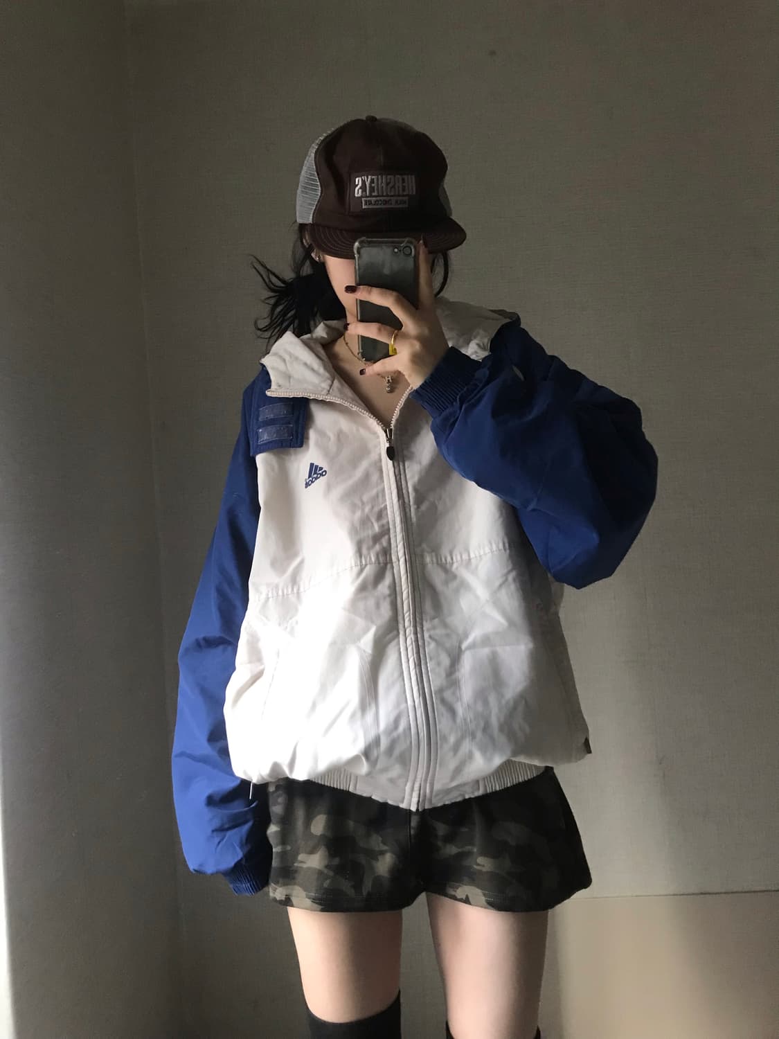 아디다스 흰파 나그랑 패딩 상품이미지5