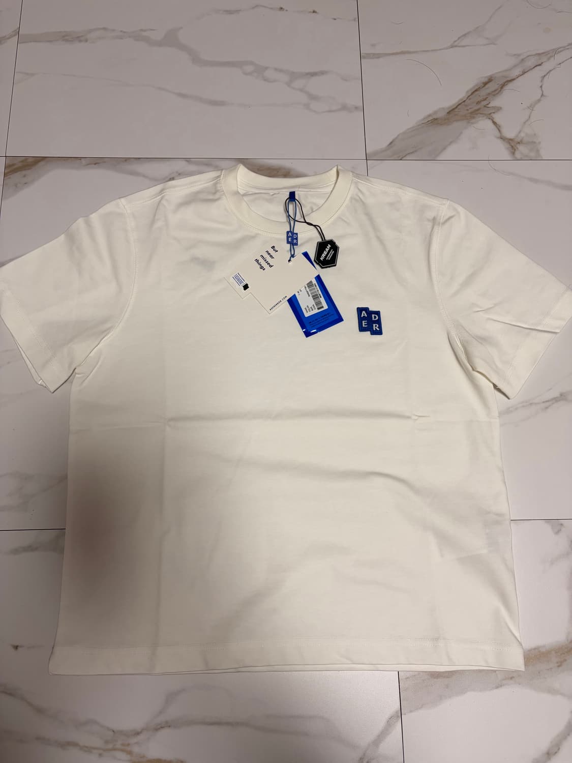 아더에러 시그니피컨트 반팔 상품이미지2