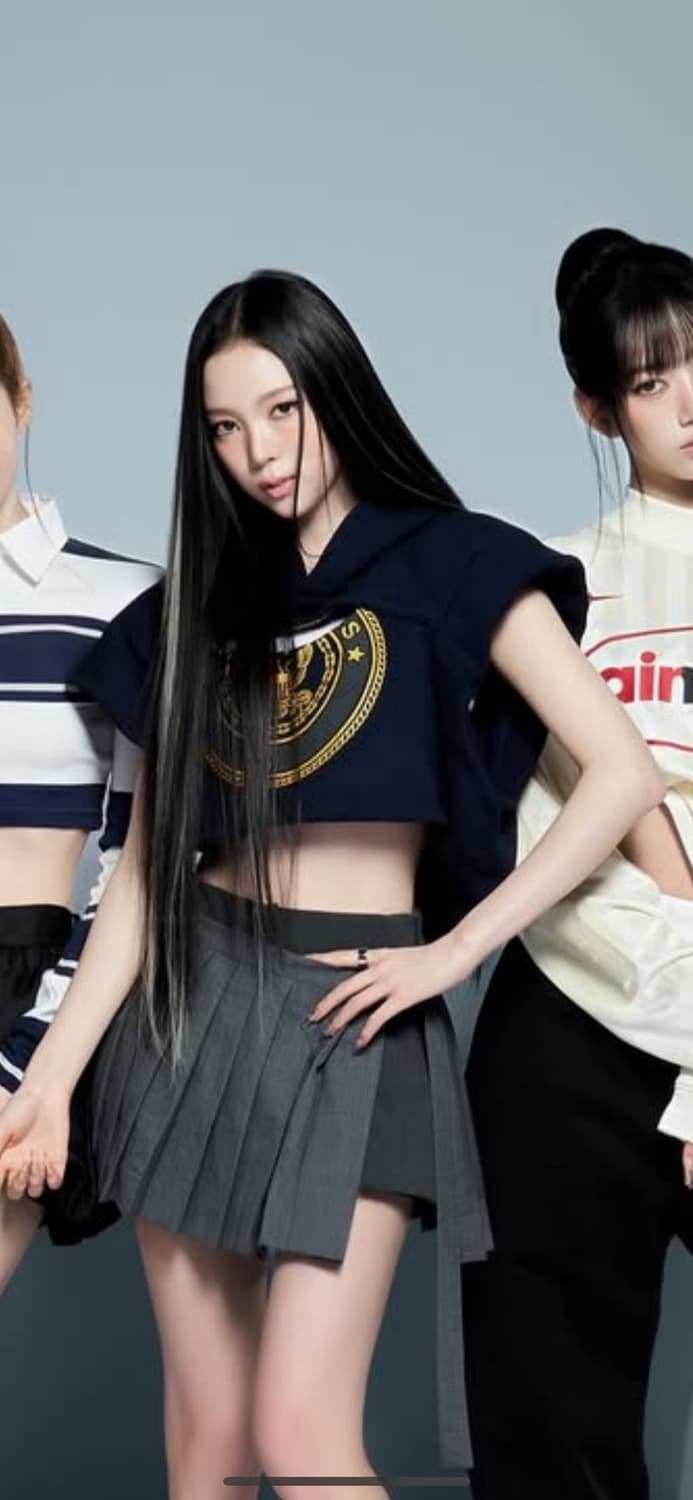 77circa 크롭 후드 (미야오 착용) 상품이미지2