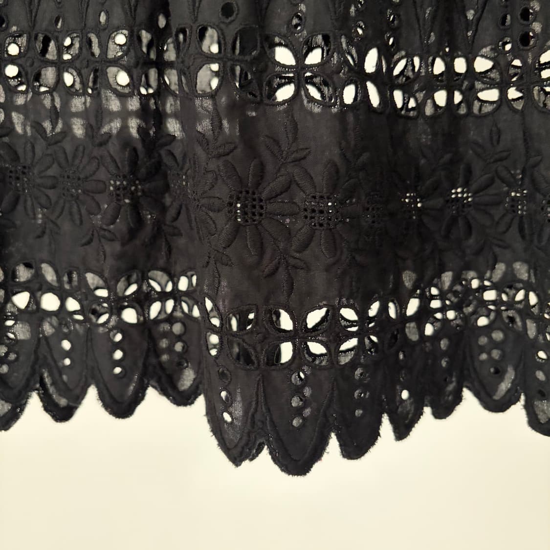 Layer Punching Lace Skirt 상품이미지4