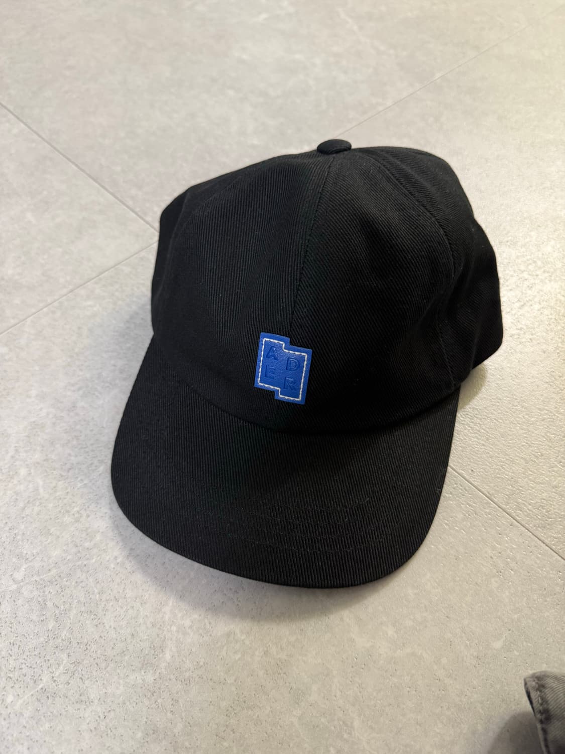 아더에러 볼캡 모자 상품이미지1