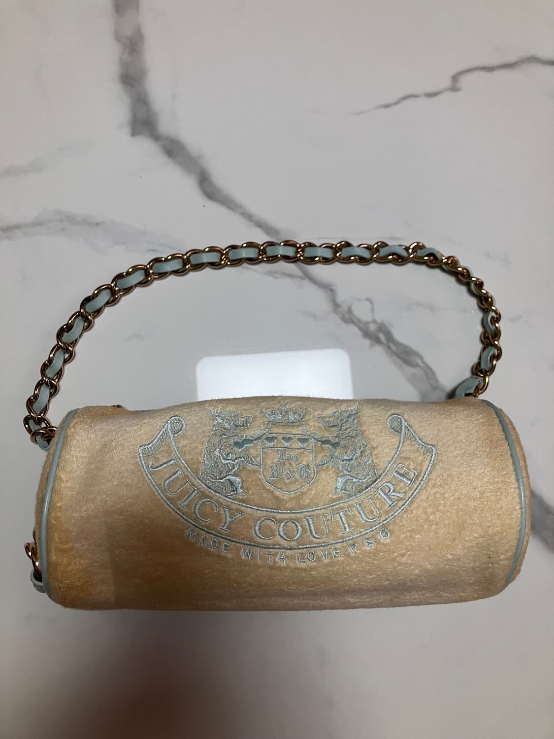 y2k Juicy Couture 쥬시 꾸뛰르 옐로우 베럴백 테리 체인 숄 상품이미지1