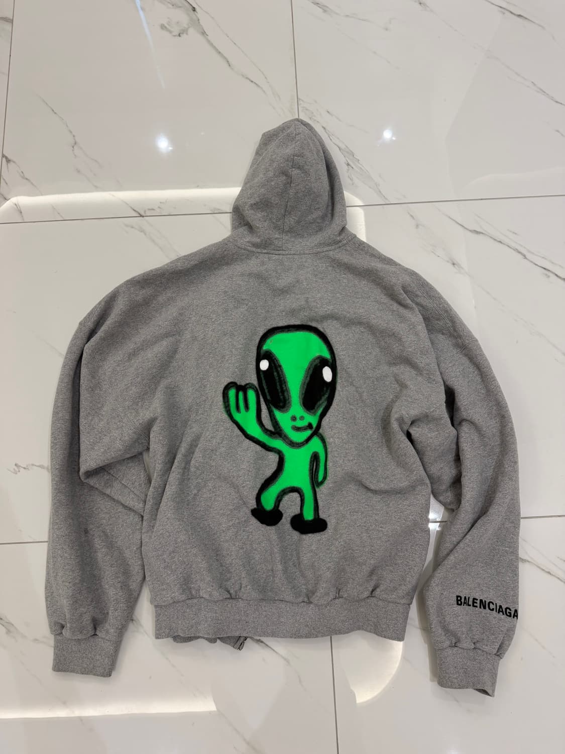 발렌시아가 외계인 안전핀 후드집업[3] 상품이미지5