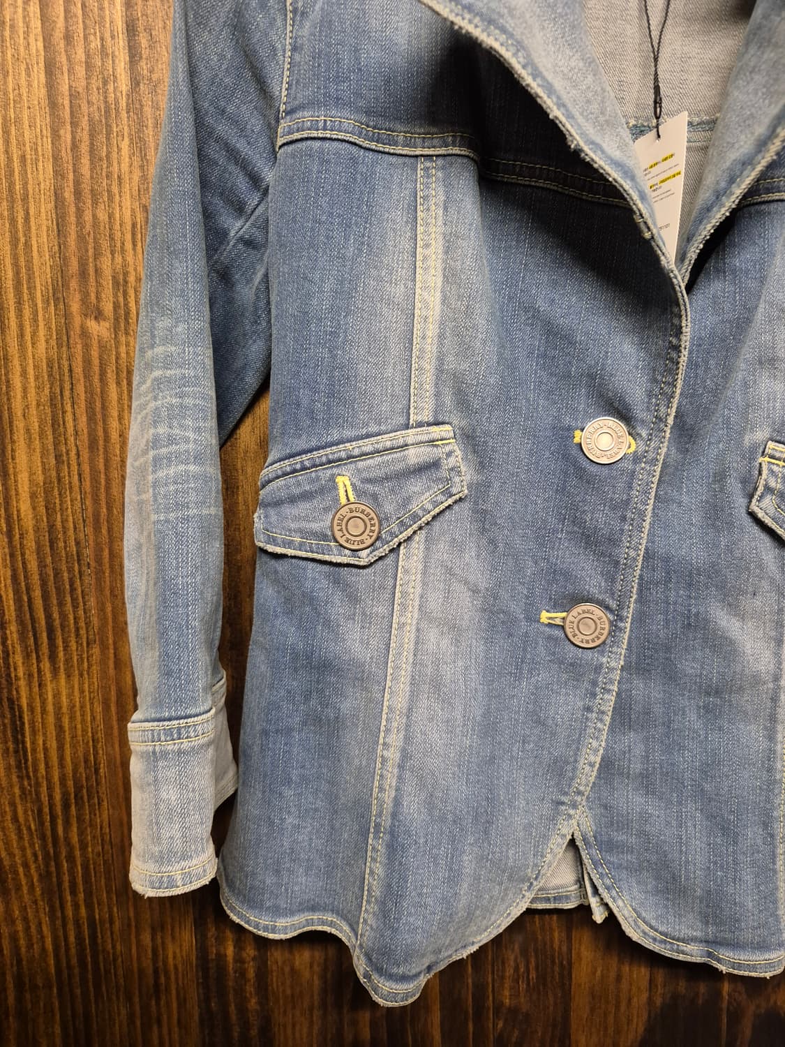 BURBERRY DENIM JACKET  상품이미지4