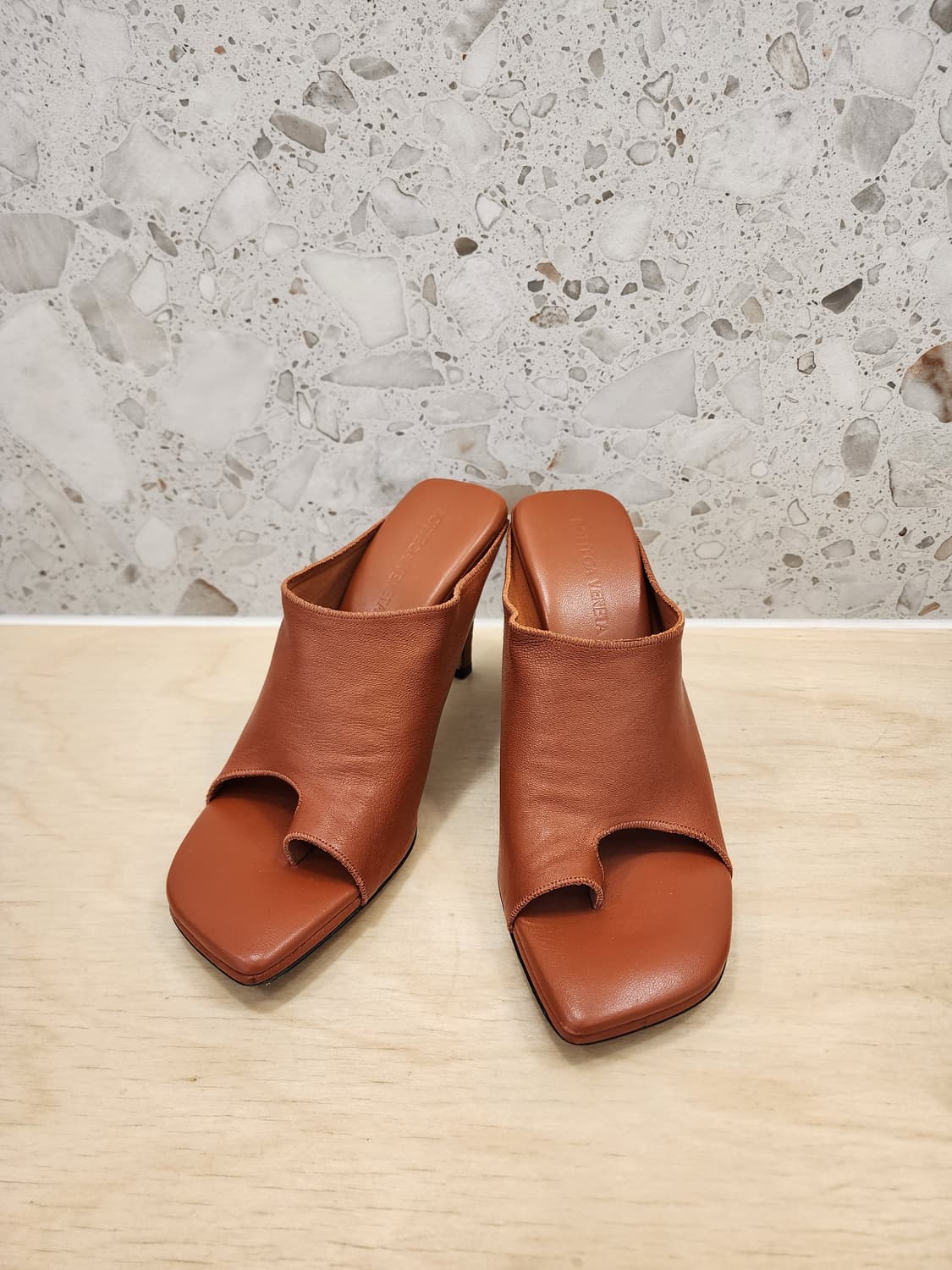 보테가베네타 슬리퍼 브라운 36.5 상품이미지1