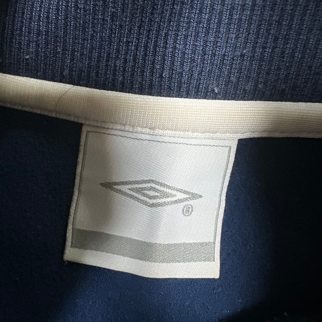 ✨ (바배) 엄브로 네이비 트랙탑 져지 상품이미지3